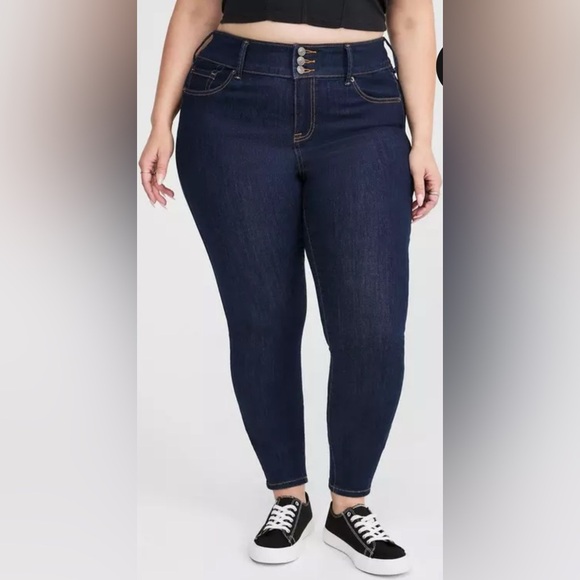 Torrid Jeans Women’s 24T Super Soft Jegging Blue Stretch Cotton Denim Plus Size - Picture 3 of 13